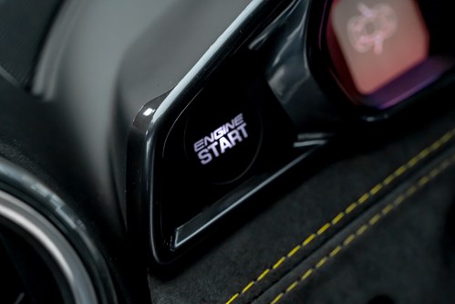 Lotus Evora blanche-148