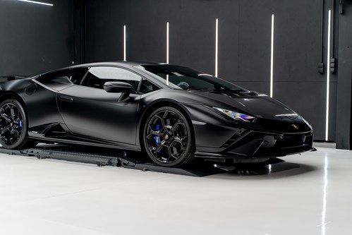 Lamborghini Huracan noire -068