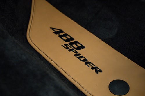 Ferrari 488 Spider-073