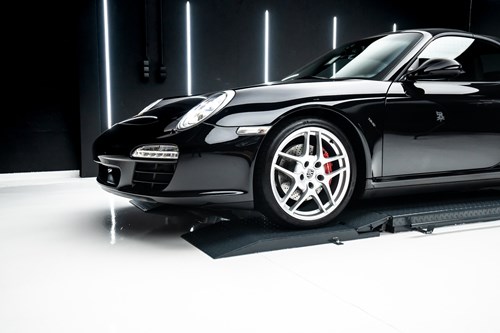 Porsche Carrera 4s noire-62