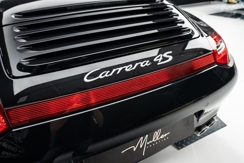 Porsche Carrera 4s noire-42