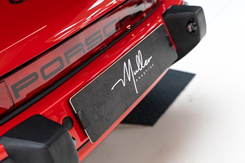 Porsche Carrera 3.2-10