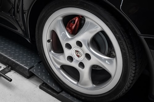Porsche 993 Turbo noire (31)