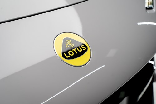 Lotus Eletre-093