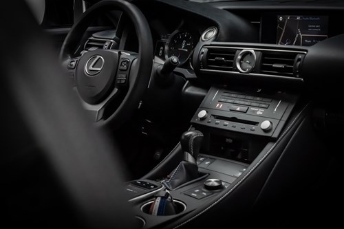 car-detailing-lexus-rcfDSC080898