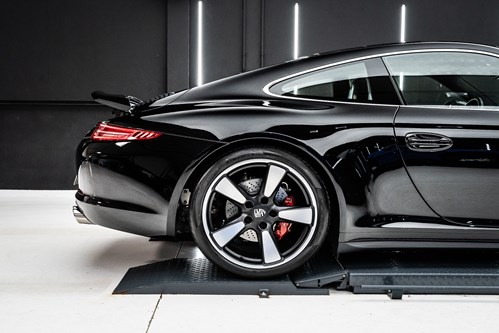 Porsche 911 50 ans-65