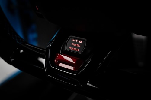 Lamborghini Huracan STO Bleue-103