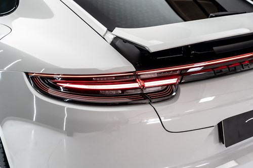 Porsche Panamera Hybrid-073