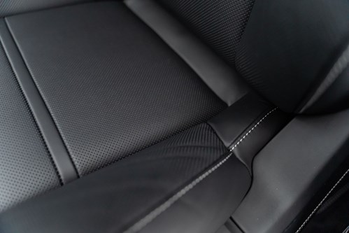 Porsche Cayenne Turbo gris foncé-103