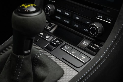 Porsche 718 GT4 RS-013