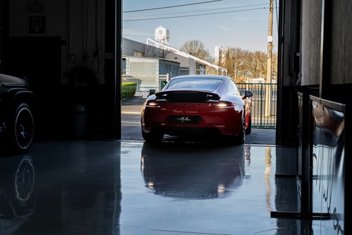 Porsche 911 Carrera GTS Rouge phase 1-67