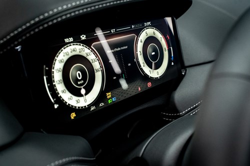 Aston Martin DB12-075