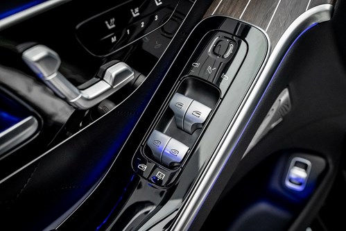 Mercedes Class S-068