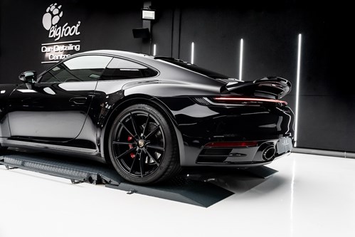 Porsche Carrera 4s Noire-079