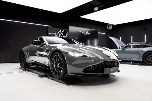 Aston Martin Vantage gris bleu-86