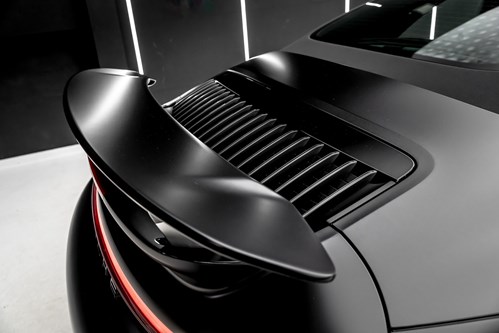 Porsche 911 Turbo noire mate-057