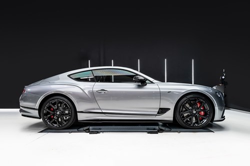 Bentley Continental GT-152