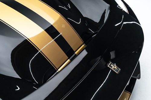 Ferrari 488 Pista noire et or-58