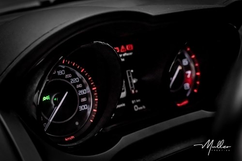 car-detailing-jaguar-ftypeDSC085174