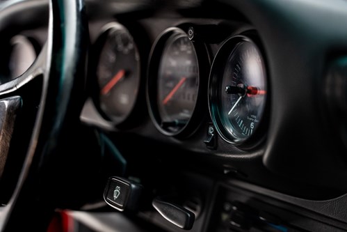 Porsche Carrera 3.2-23
