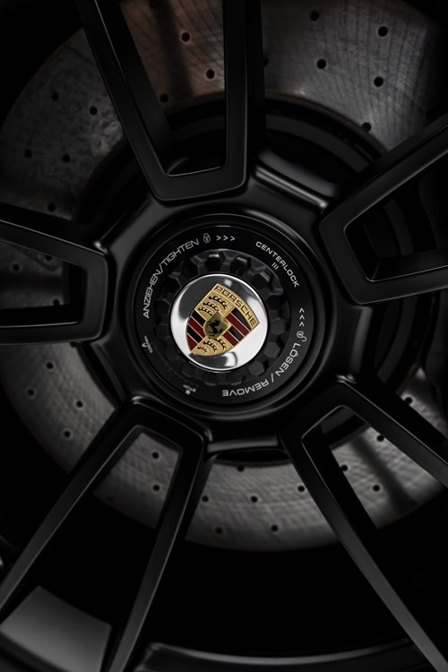 Porsche 911 Turbo noire mate-098