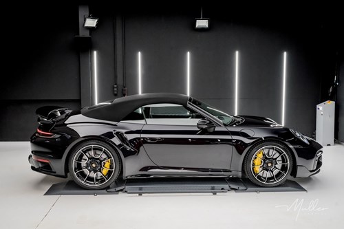 Porsche-911-Turbo-s-car-detailing-50