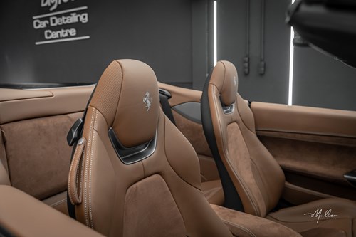 Ferrari-Portofino-235