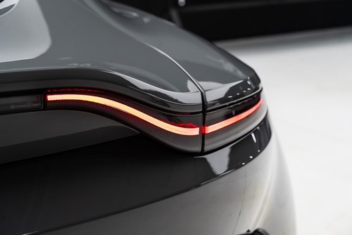 Aston Martin Vantage gris bleu-63