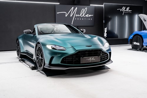 Aston Martin Vantage V12 verte mate-122