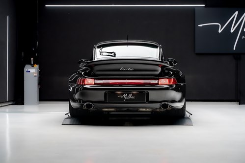 Porsche 993 Turbo noire (5)