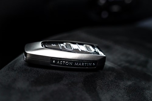 Aston Martin Vantage 2025 noire mate-74