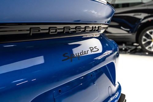 Porsche GT4 RS Shark blue-110
