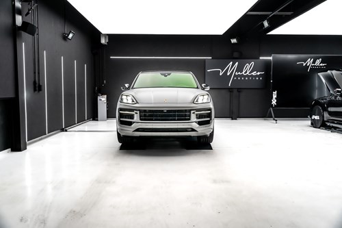 Porsche Cayenne blanche mate-57