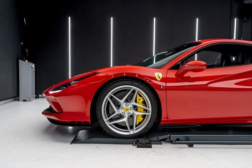 Ferrari F8 Tributo-076