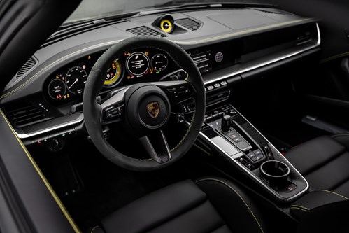 Porsche 911 Turbo noire mate-080