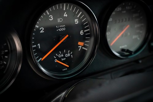 Porsche 930 turbo bleue-63