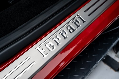 Ferrari F8 Tributo-088