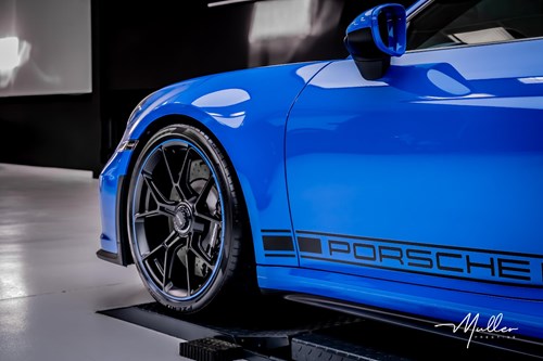 Muller-prestige-Porsche-gt3-sharkblueDSC087222