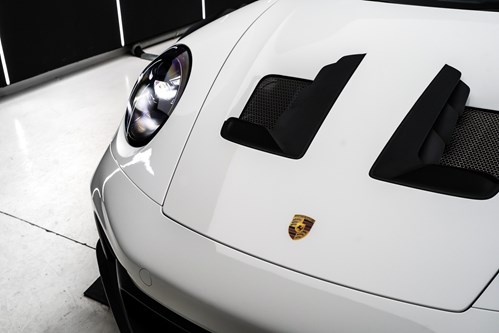 Porsche GT3 RS blanche et rouge-76