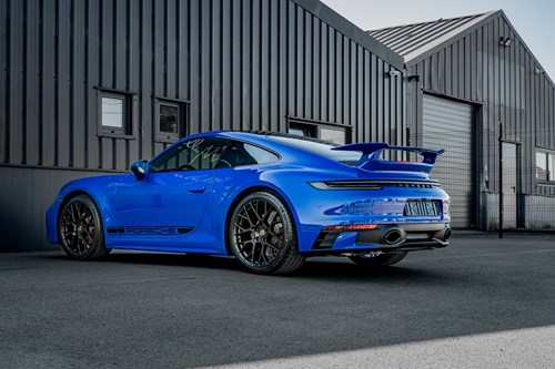 Porsche Carrera 4 bleue-177