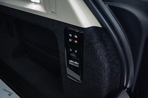 Detailing center-106