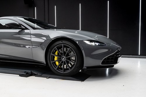 Aston Martin Vantage gris bleu-69