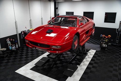 Ferrari 355 GTS-122