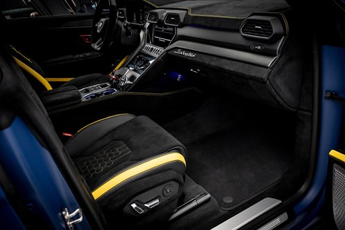 Lamborghini Urus bleu-60