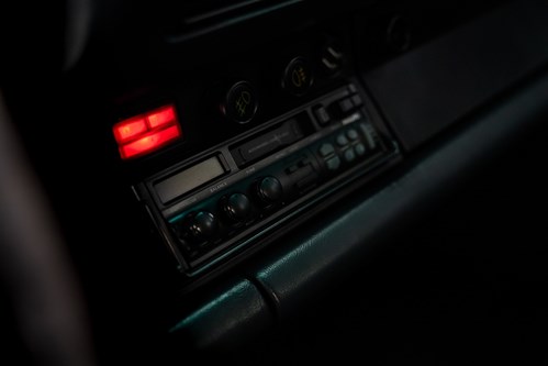 Porsche Carrera 3.2-31