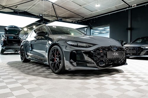 Audi RS5-42