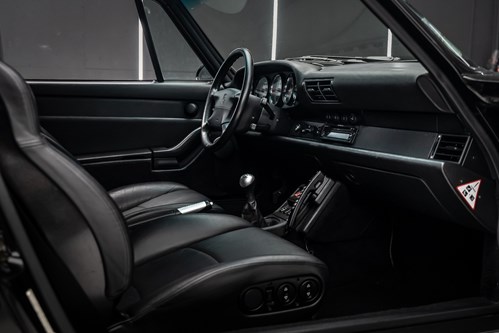 Porsche 993 Turbo noire (40)