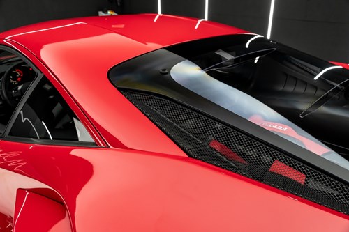 Ferrari F8 Tributo-071