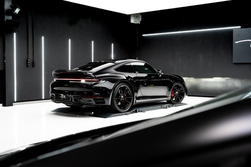 Porsche Carrera 4s Noire-113