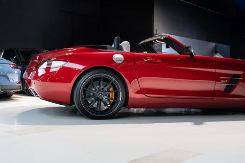 Mercedes SLS AMG-143